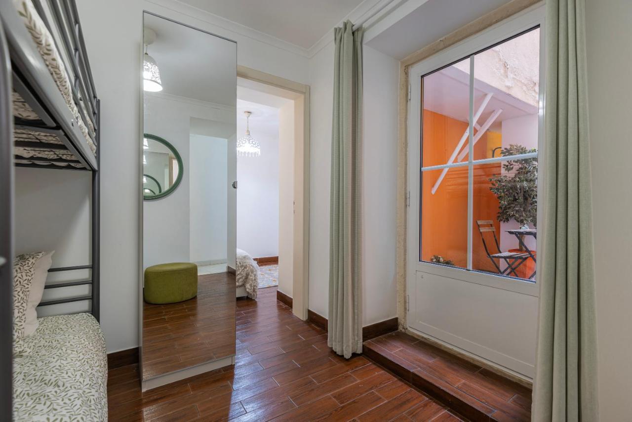 Ferienwohnung Lovely Patio Getaway In Lisboa Exterior foto
